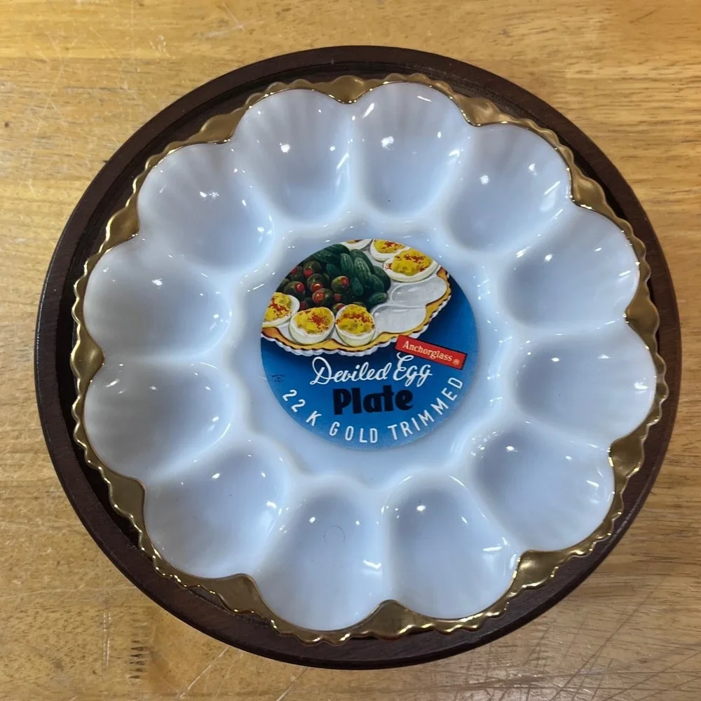 Vtg Anchor Hocking Anchorglass Milk Glass Deviled Egg Plate 22K Gold Trim 10